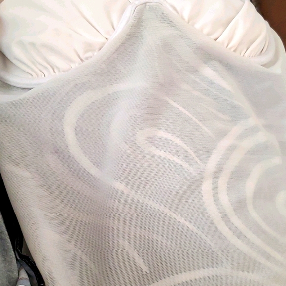 Ladies Co Co Reef One Piece Swimsuit 34DD - Picture 14 of 15